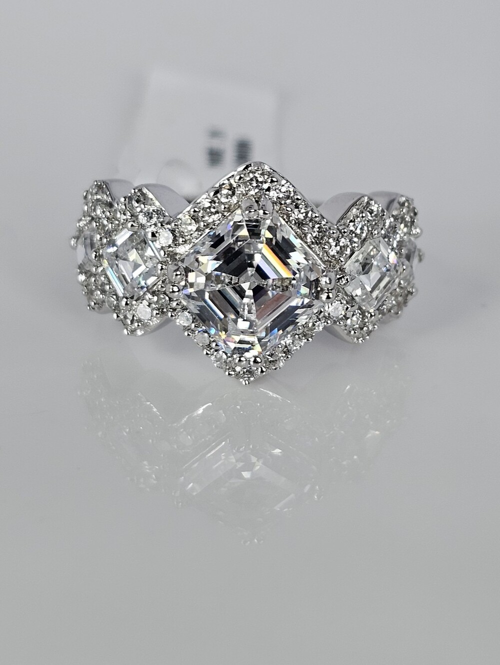 Michael Valitutti Asscher Diamond Simulant Ring Sterling Silver Size 7!